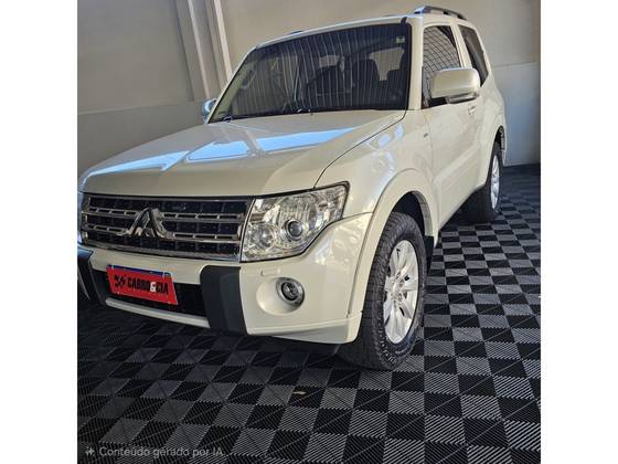 MITSUBISHI PAJERO FULL 3.8 HPE 4X4 V6 24V GASOLINA 2P AUTOMÁTICO MITSUBISHI PAJERO FULL 3.8 HPE 4X4 V6 24V GASOLINA 2P AUTOMÁTICO